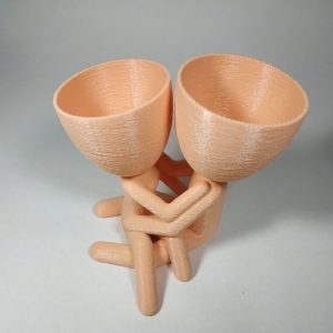 Macetero pareja de enamorados