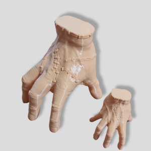 Mano de la familia Addams (Cosa) Grande