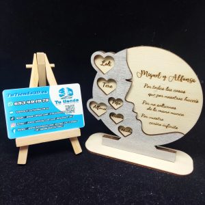 Cartel de agradecimiento con nombres