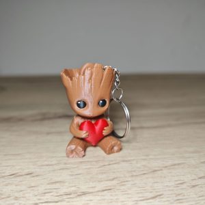 Llavero Baby Groot "Love" – Edición Especial